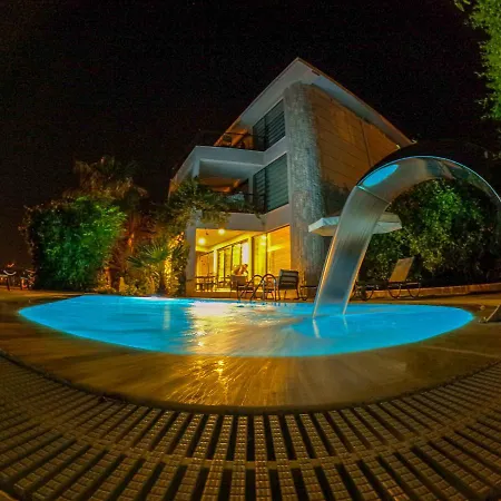 Cozy Kalkan With Private Pool & Sea Views *